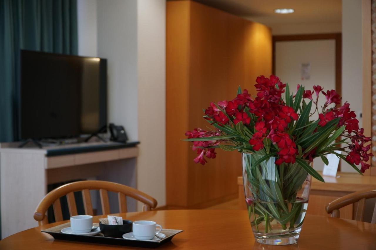 Tursport Aparthotel Taranto Eksteriør bilde