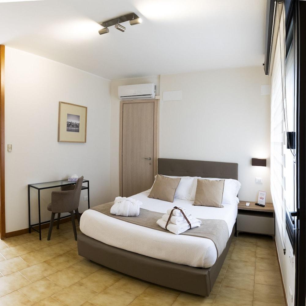 Tursport Aparthotel Taranto Eksteriør bilde